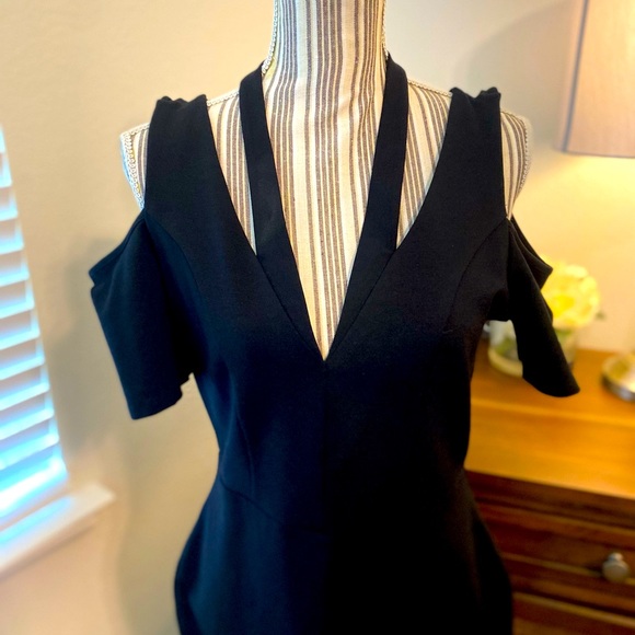 CR Bodycon Dress - Picture 5 of 8